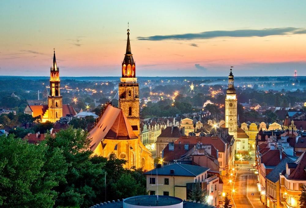Apartcentrum-Charlotte -Parking-Air Conditioning Boleslawiec  Bagian luar foto